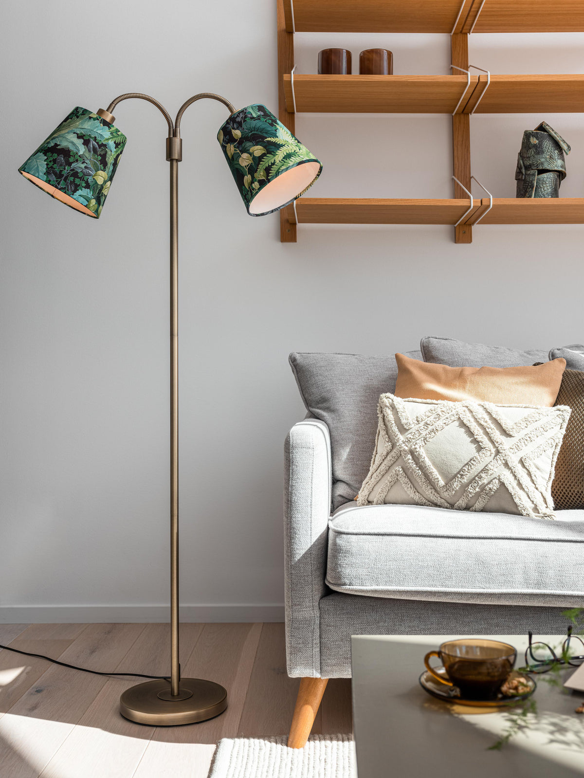 Anibe Lifestyle - Amy - Golvfot Flex 2 Antikmässing 150cm