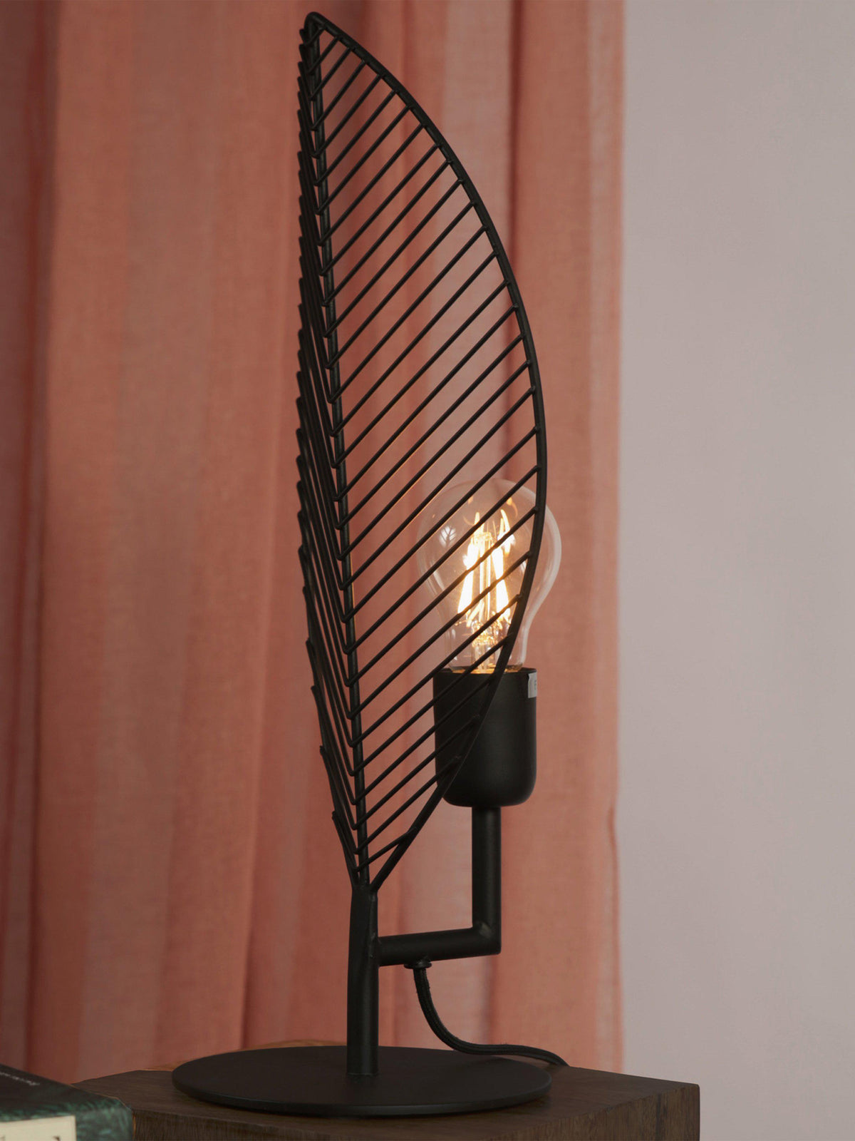 Anibe Lifestyle - Elm Bordslampa M Svart IP20 42cm