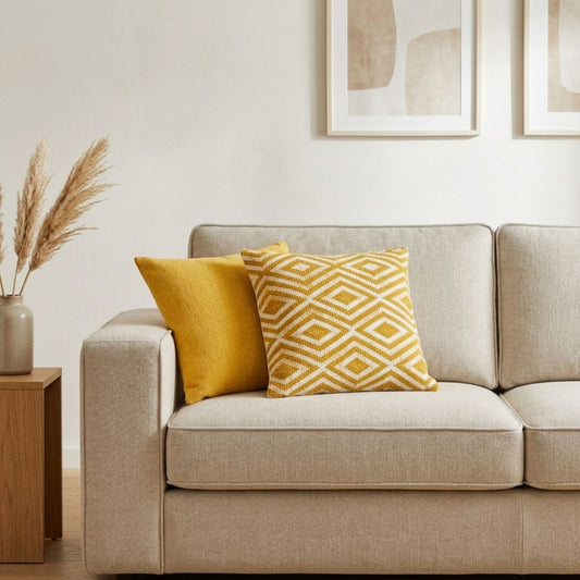 Klassiskt kuddfodral – Mustard Diamonds – 45x45cm