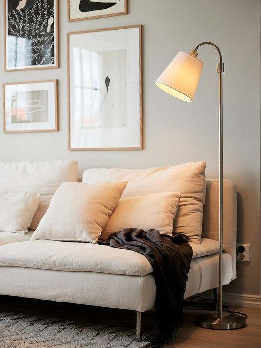 Anibe Lifestyle - Amy - Golvlampa Flex 1 med Cia Franza skärm Vit 150cm