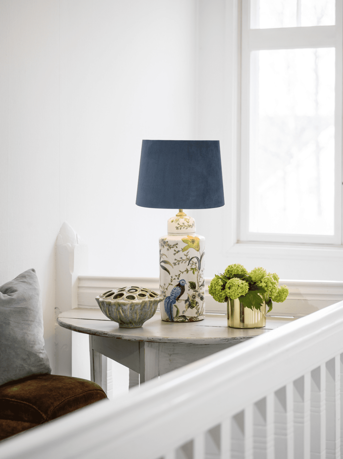 Anibe Lifestyle - Li Na Lampfot Vit Mönstrad 46cm