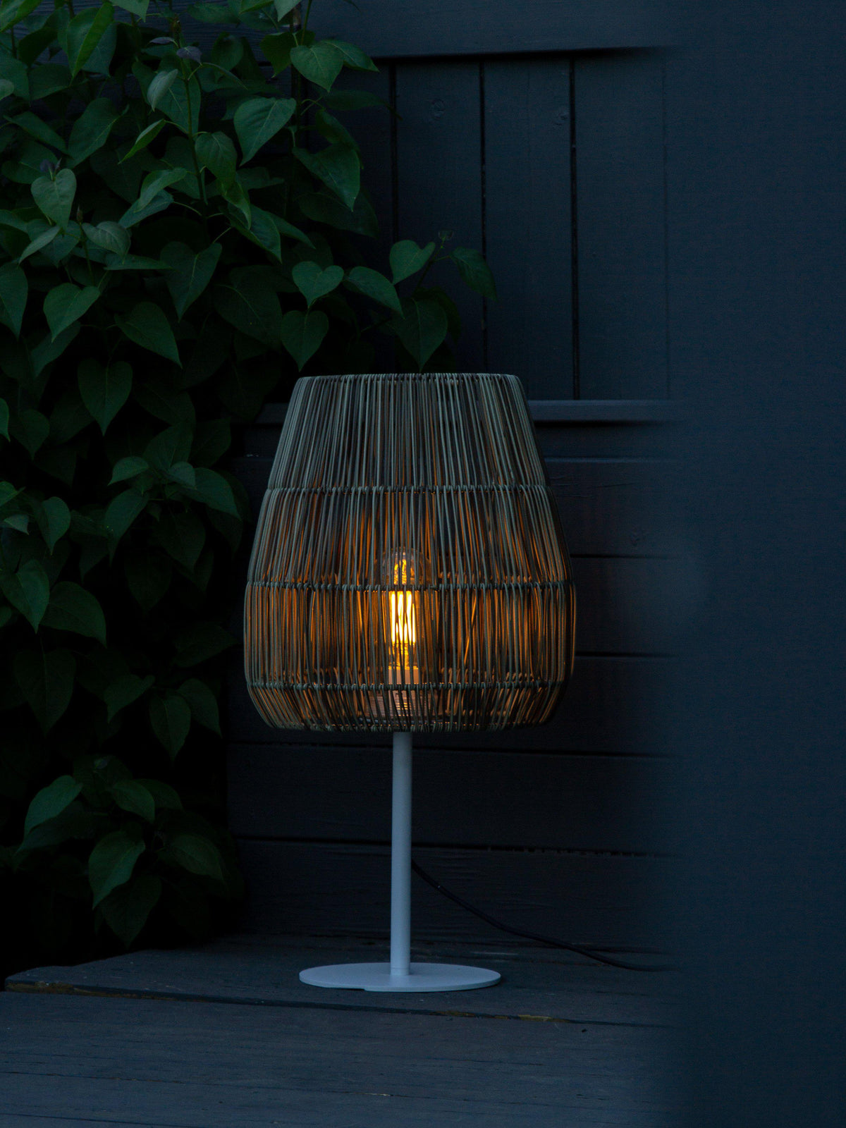 Anibe Lifestyle - Agnar Saigon - Bordslampa Outdoor Vit/Natur 71cm