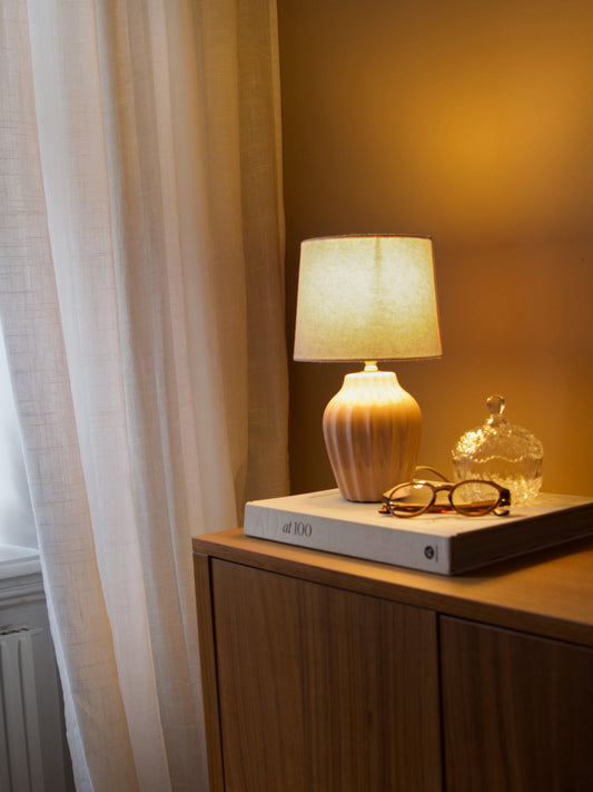 Anibe Lifestyle - Lyon Bordslampa Ljusrosa IP20 32cm
