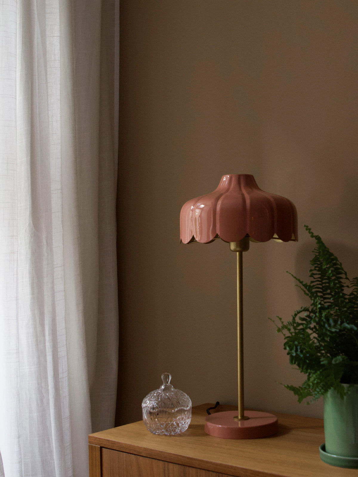 Anibe Lifestyle - Wells Bordslampa Mellanrosa/Guld IP20 50cm