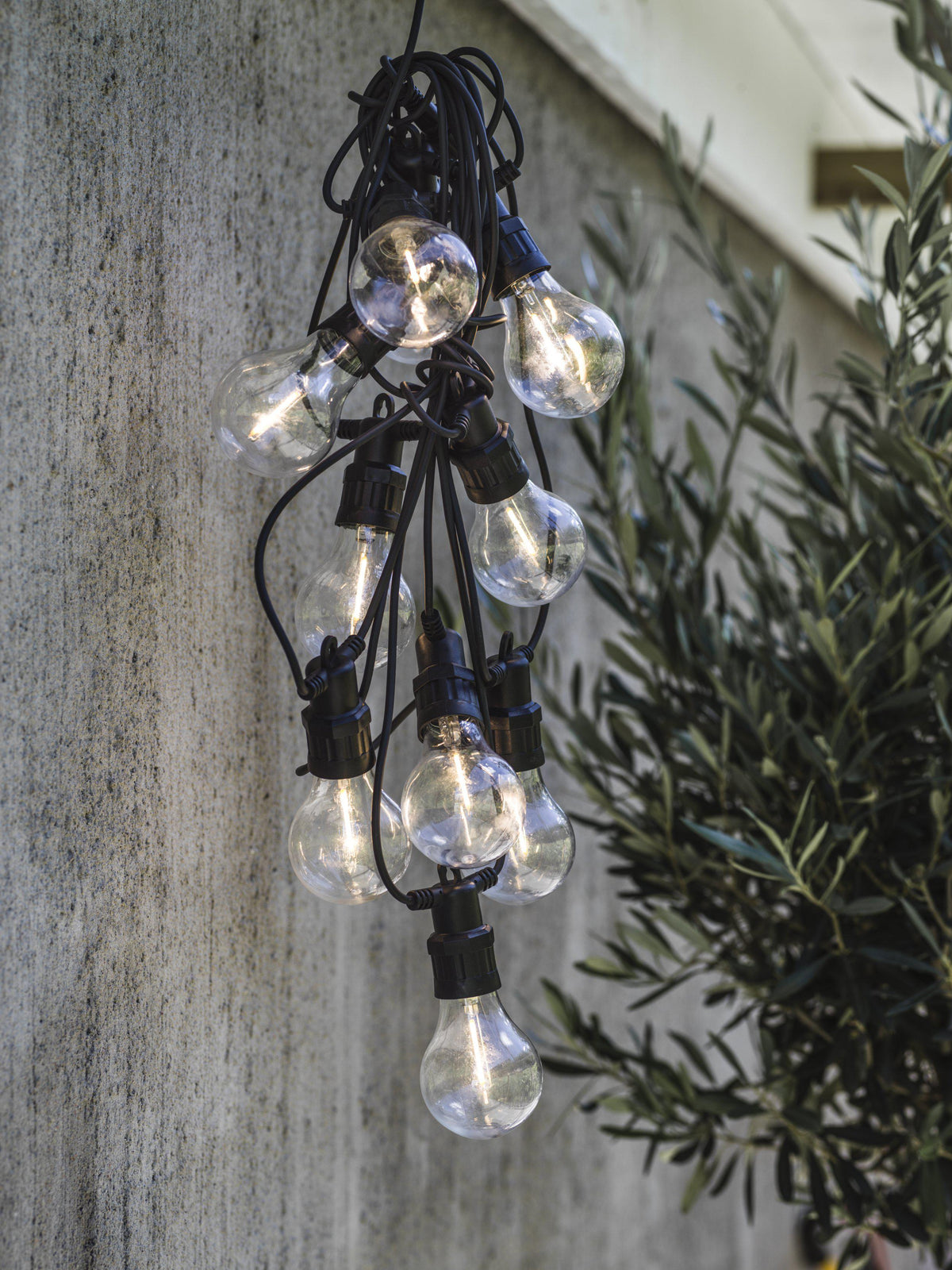 Anibe Lifestyle - Glow - Ljusslinga Svart IP44 8,7m