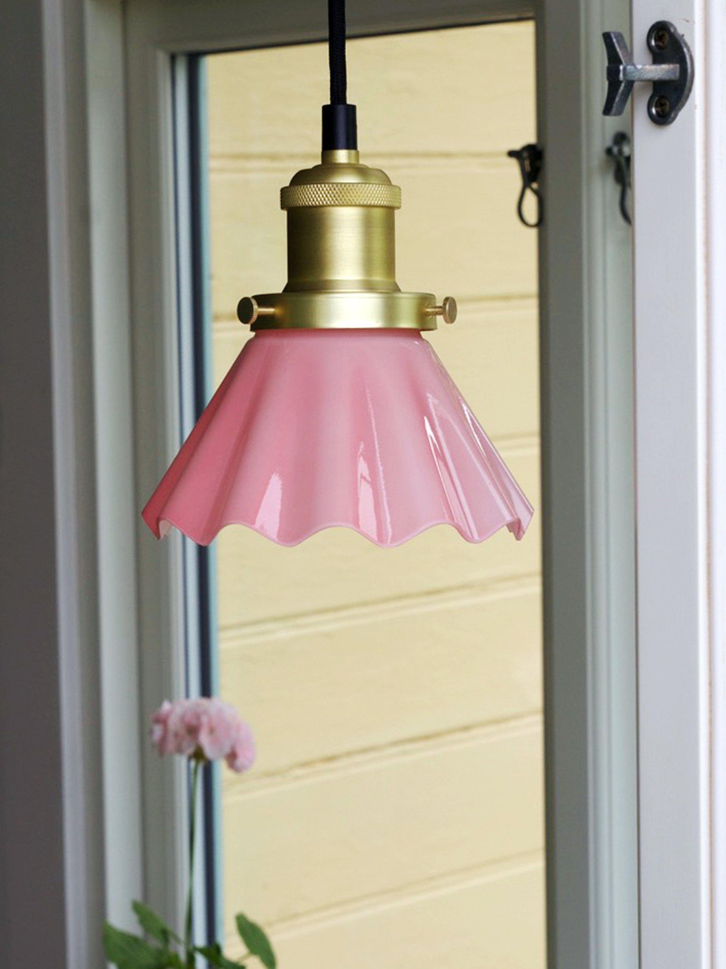 August Fönsterlampa Rosa Veckad IP20 15cm