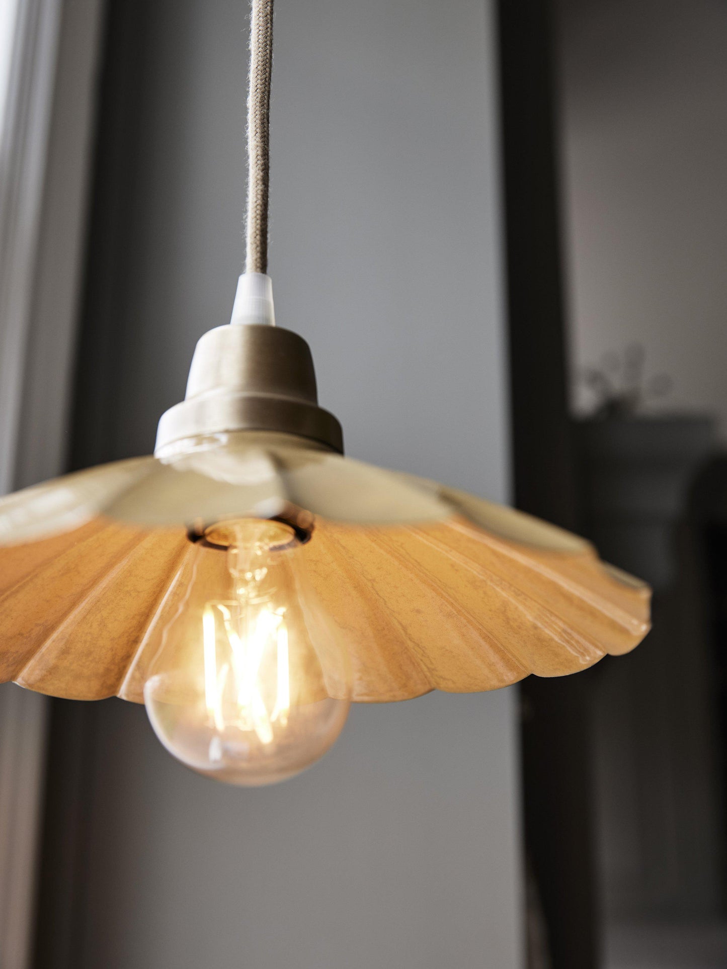 Ester Fönsterlampa Senapsgul IP20 24cm