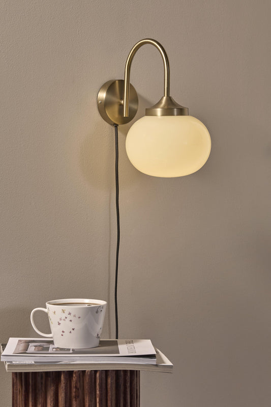 Anibe Lifestyle - Elsy Vägglampa Mässing/Kräm IP20 26cm