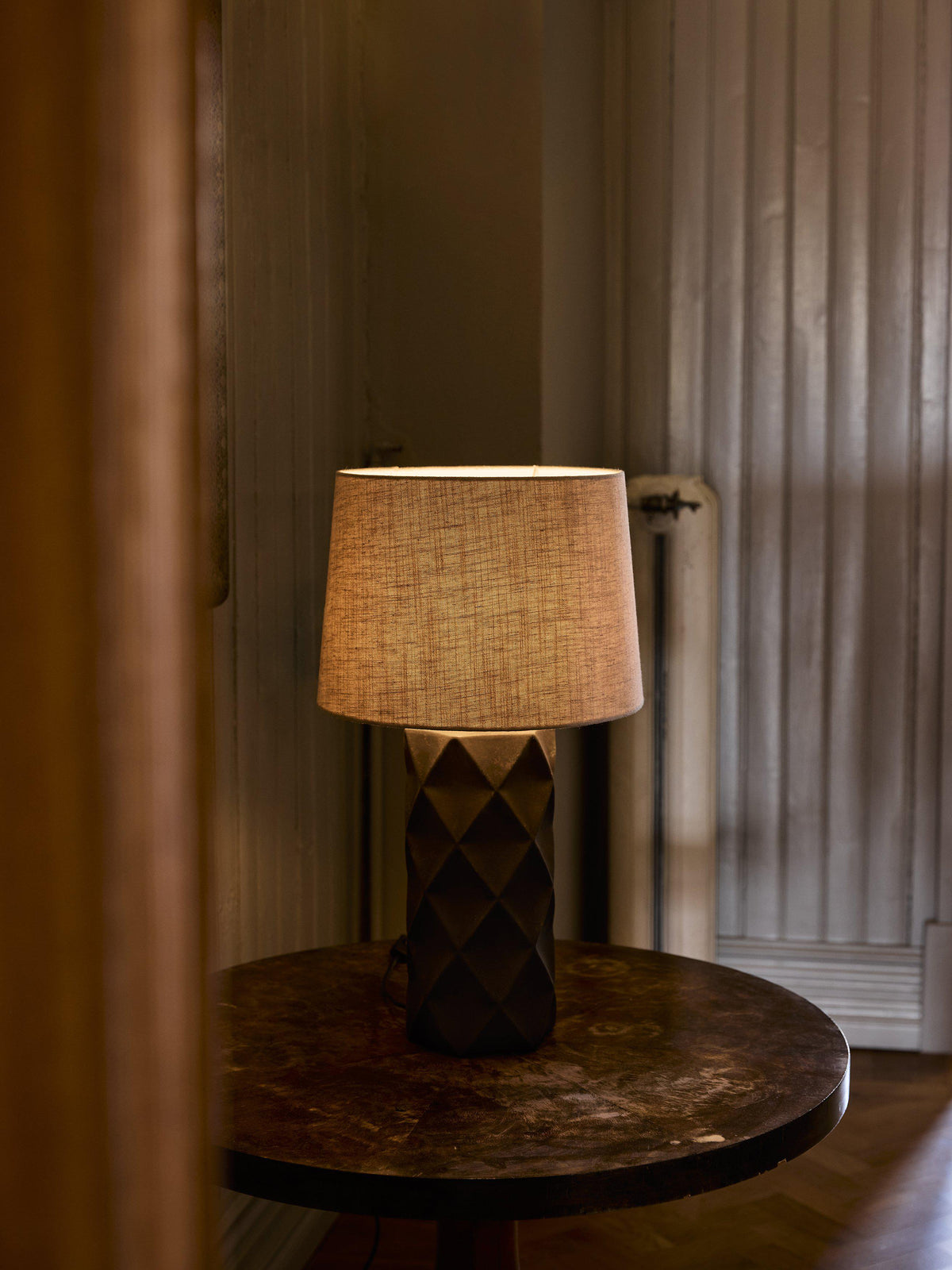 Anibe Lifestyle - Hazel Lampfot Anthracite IP20 43cm