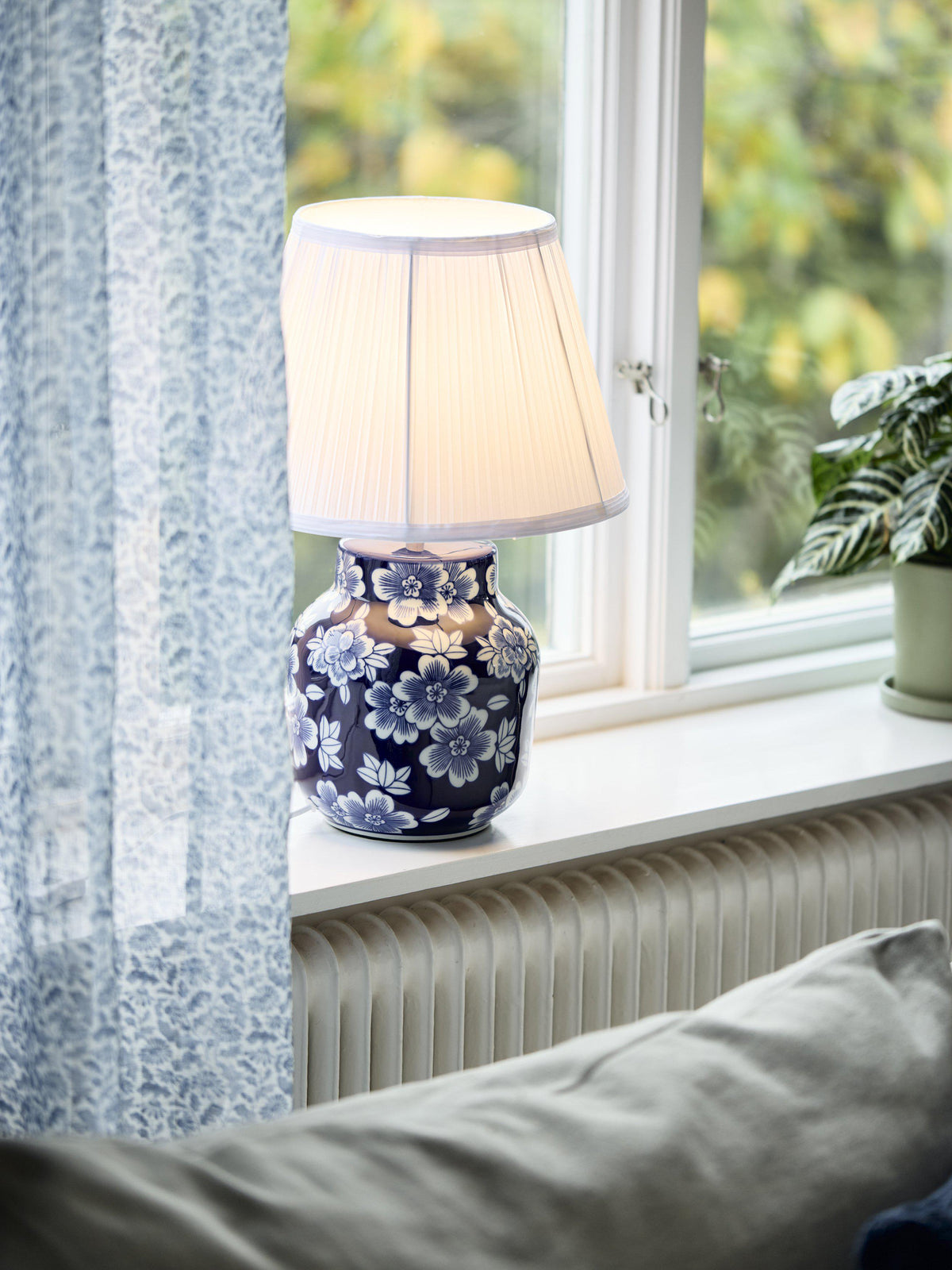 Anibe Lifestyle - Fanny Bordslampa Blå/Vit IP20 47cm