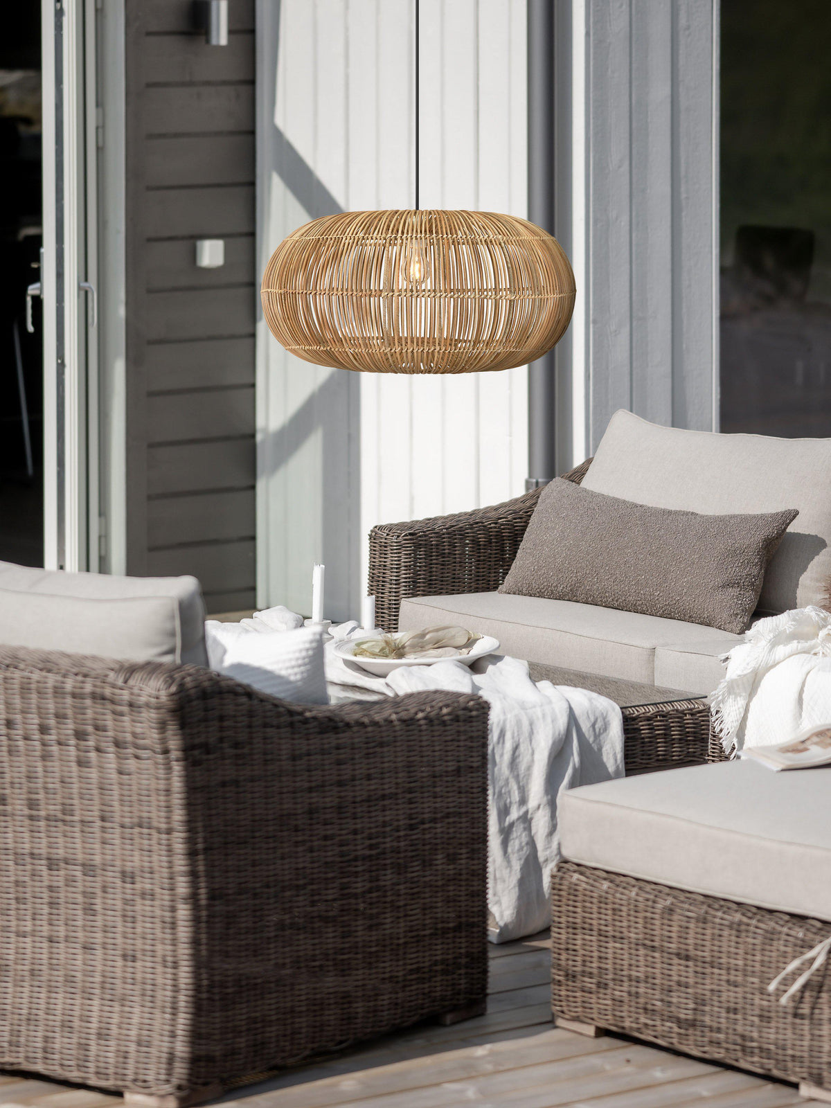 Anibe Lifestyle - Zuri - Taklampa Flätad Naturrotting IP44 51cm