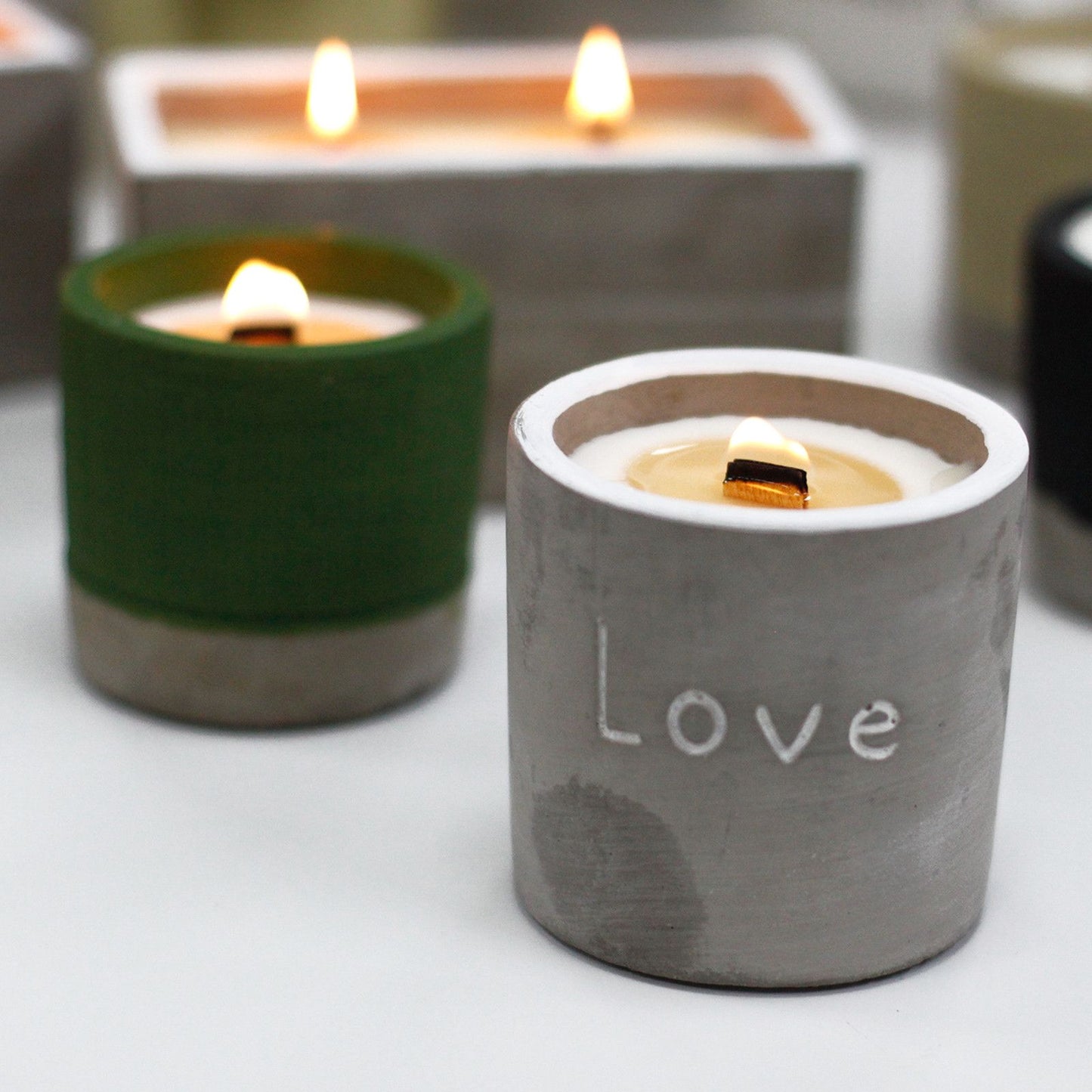 Doftljus i betong – Love – Purple Fig & Cassis