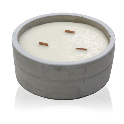 Stort doftljus i betong – Crushed Vanilla & Orange