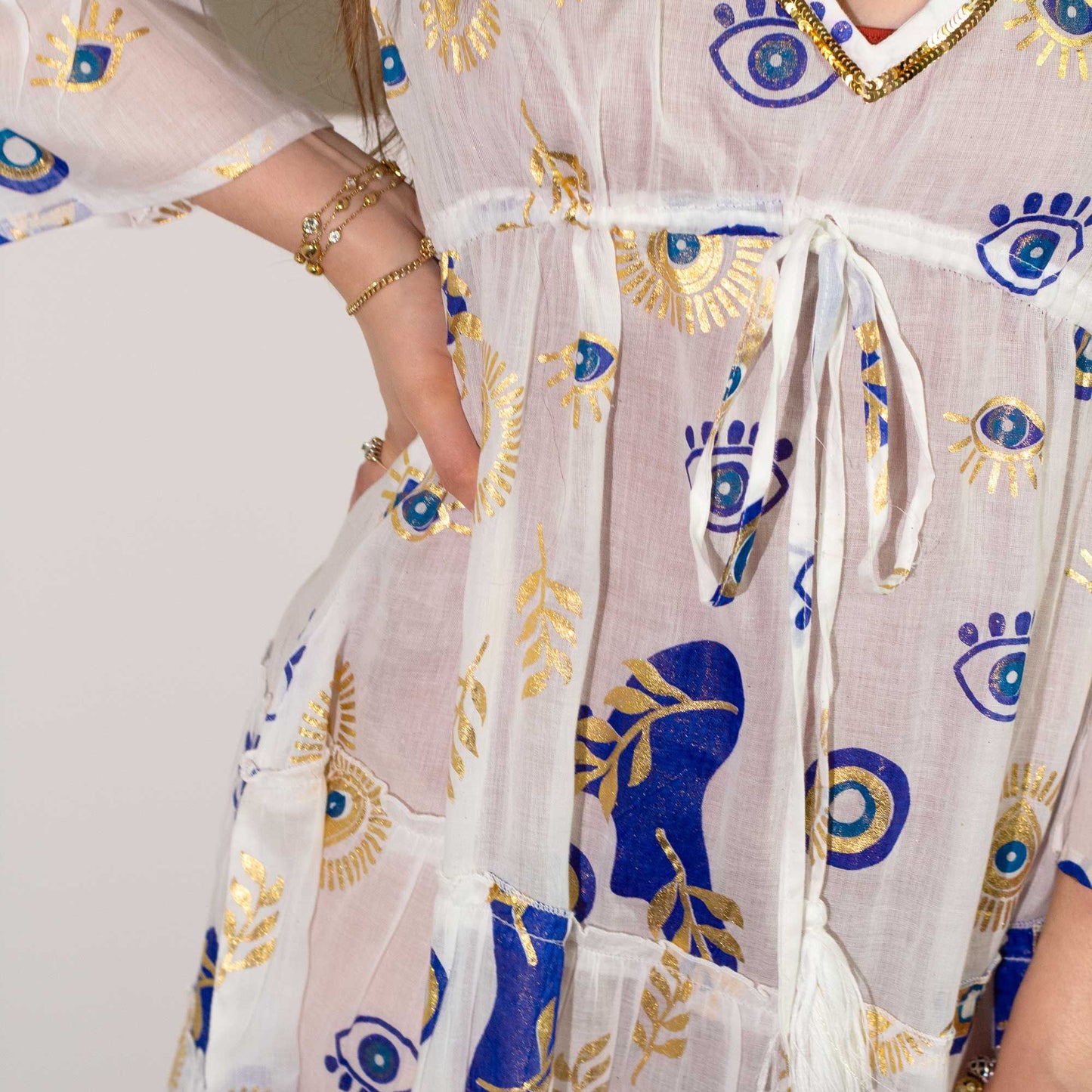 Nomad Sari-klänning (L/XL) - White, Blue & Gold Evil Eye Design