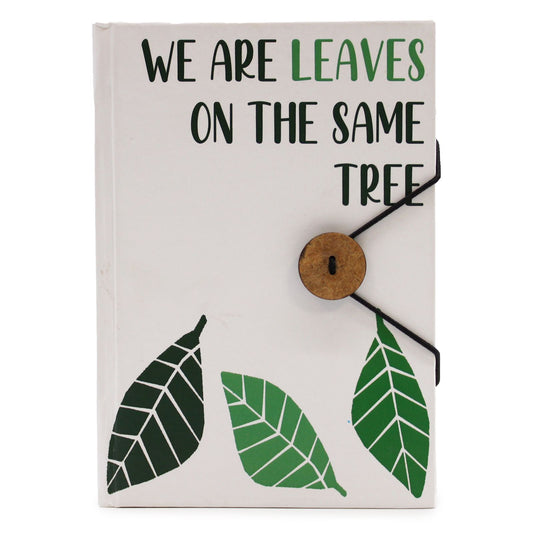 Liten anteckningsbok med rem - Leaves on the same tree