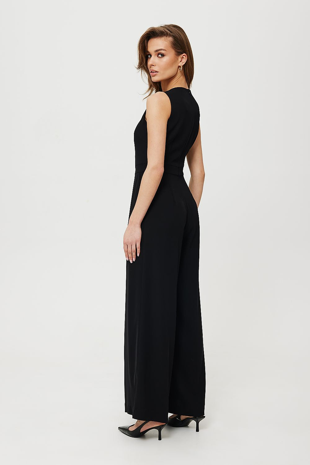 Anibe Lifestyle - Ärmlös byxdress med vida ben och veck