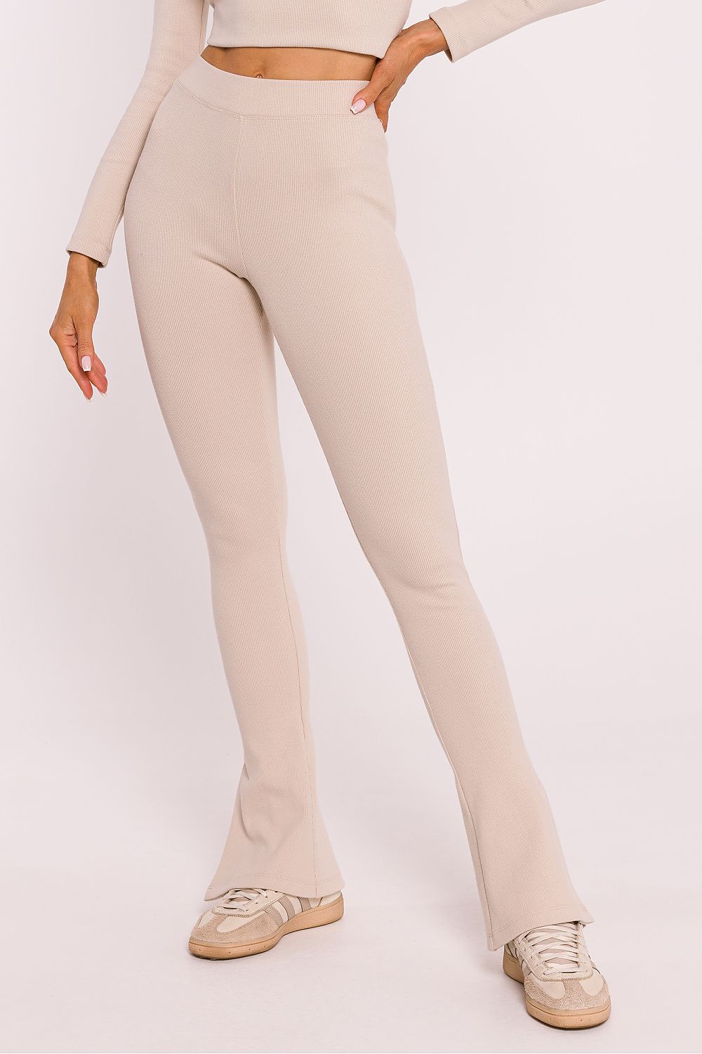 Anibe Lifestyle - Långa leggings i ribbad trikå med sidoslitsar