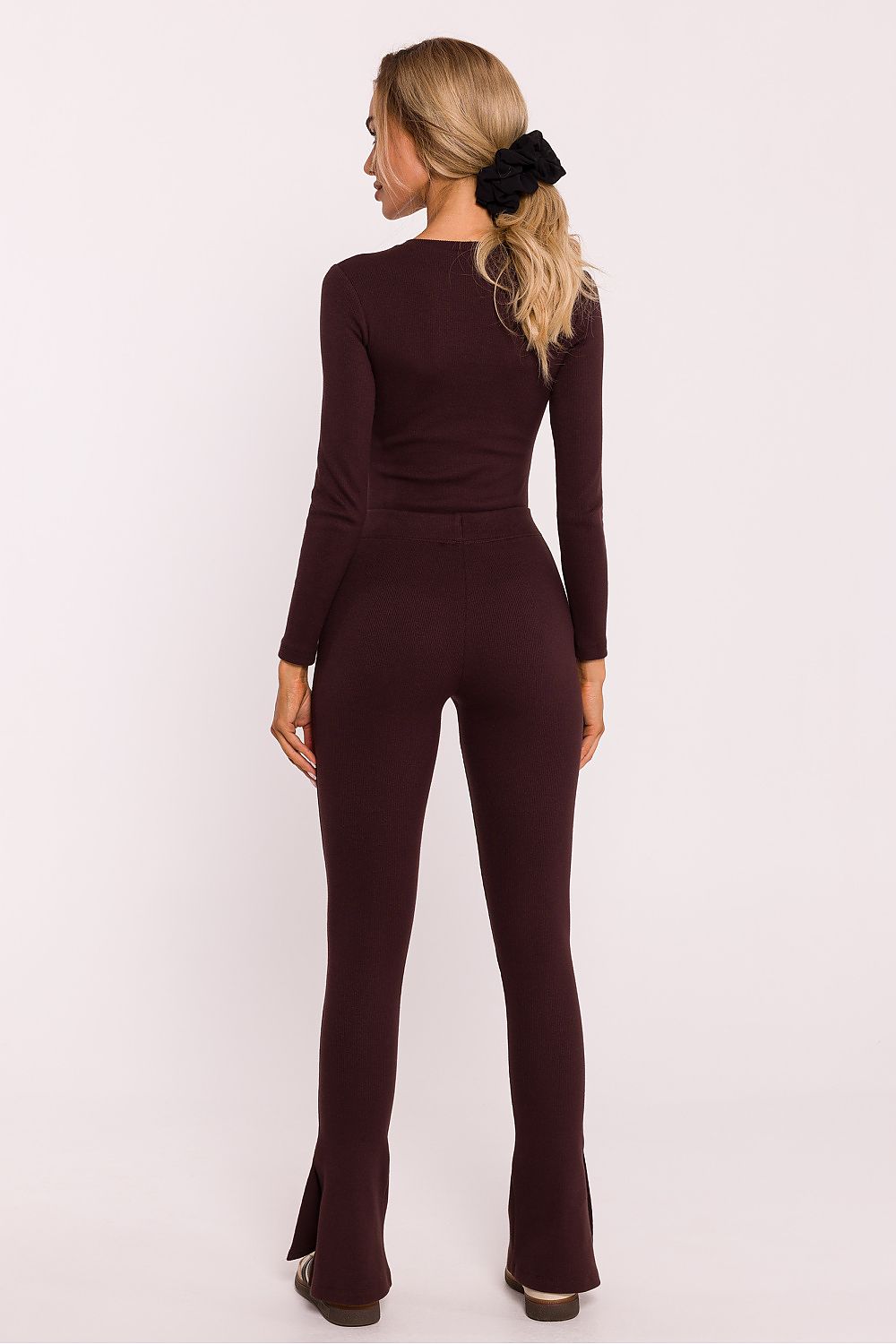Anibe Lifestyle - Långa leggings i ribbad trikå med sidoslitsar