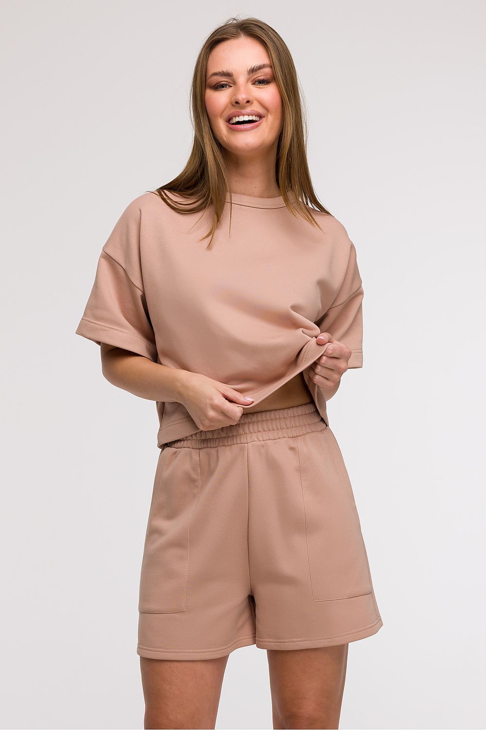 Anibe Lifestyle - Shorts med high-waist och framfickor