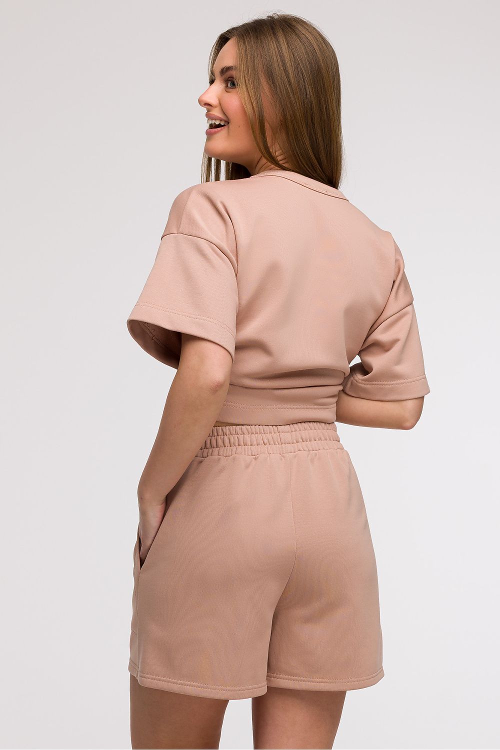 Anibe Lifestyle - Shorts med high-waist och framfickor