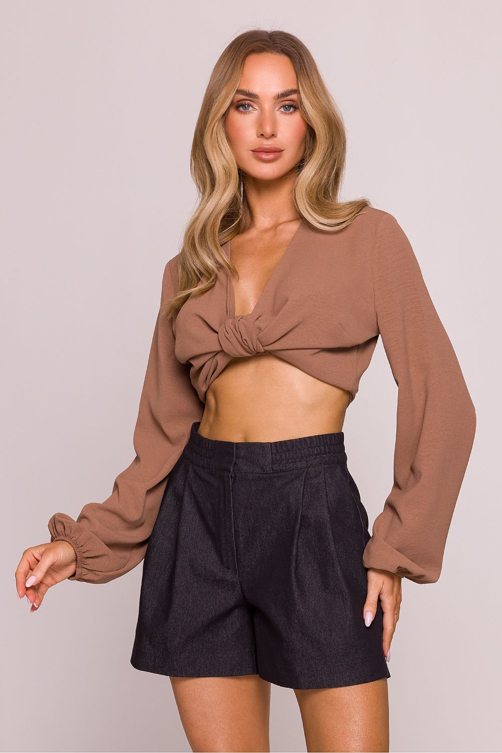 Anibe Lifestyle - High waist-shorts med veck och sidofickor
