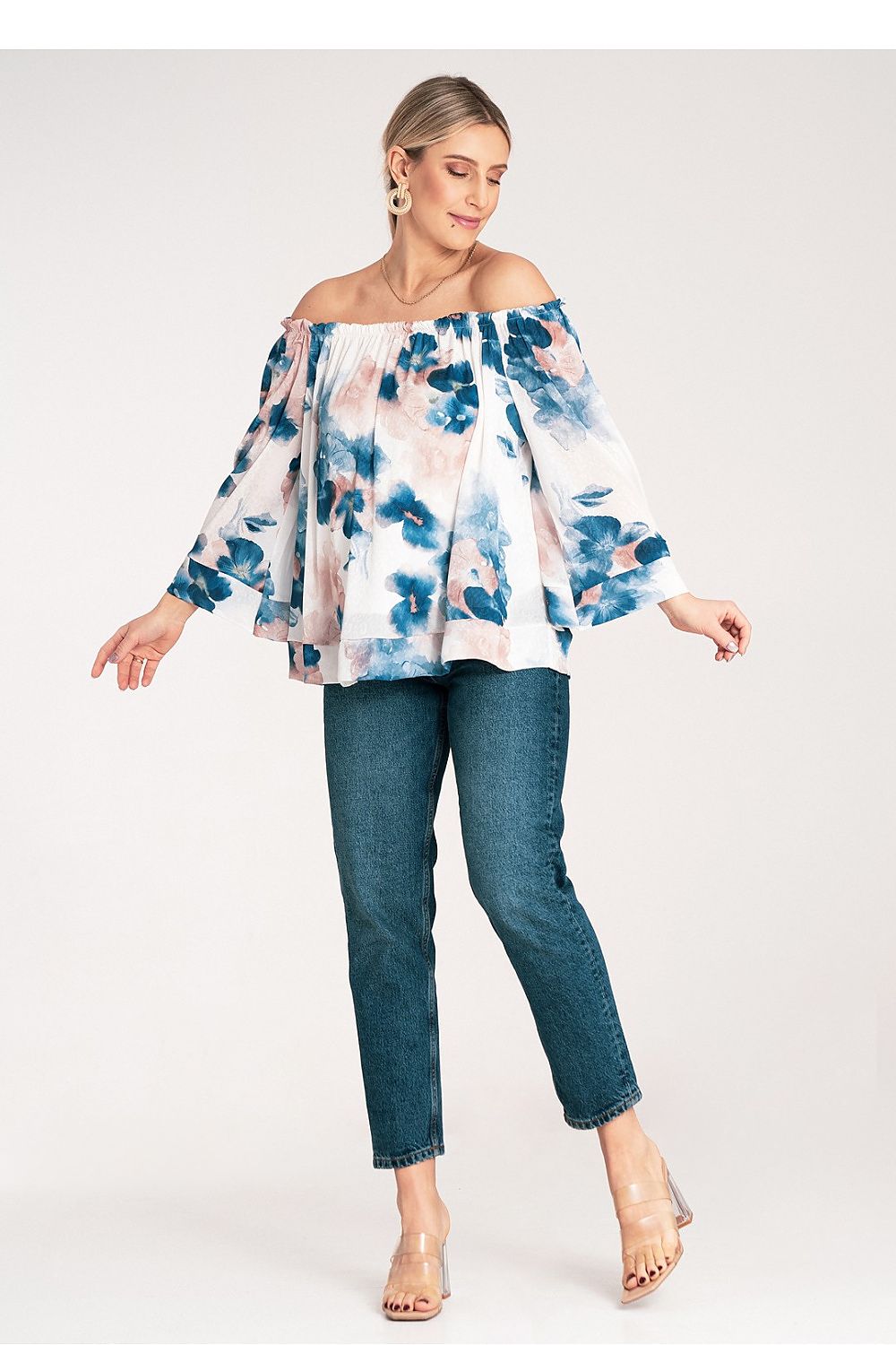 Anibe Lifestyle - Ledig blus med bred halsringning och trekvartsärm