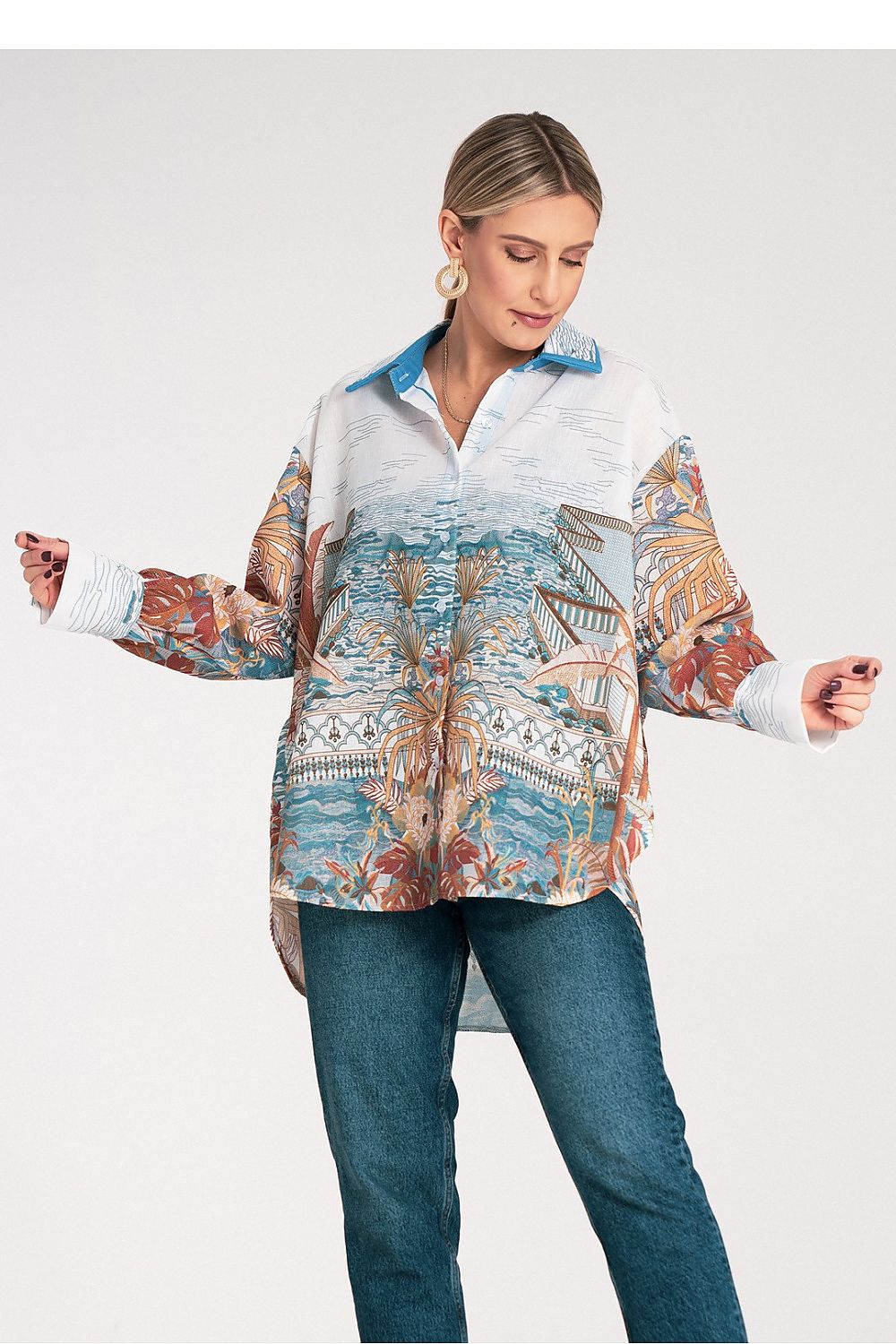 Anibe Lifestyle - Oversize skjorta med konstnärligt tryck