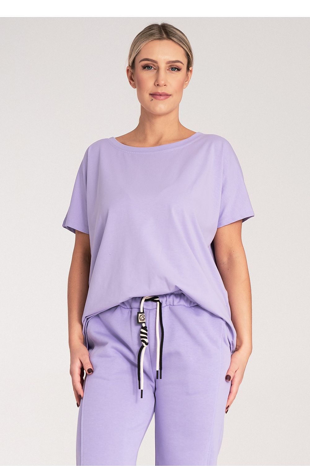 Anibe Lifestyle - Oversize t-shirt med rund hals och kort ärm