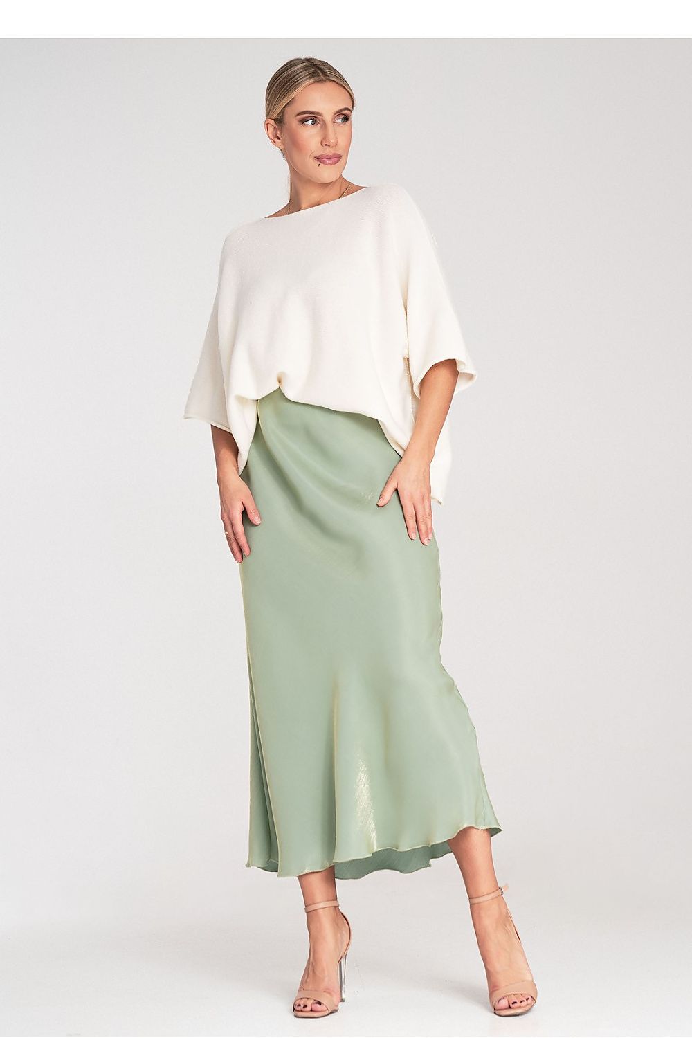 Anibe Lifestyle - Fladdermustopp med rund hals