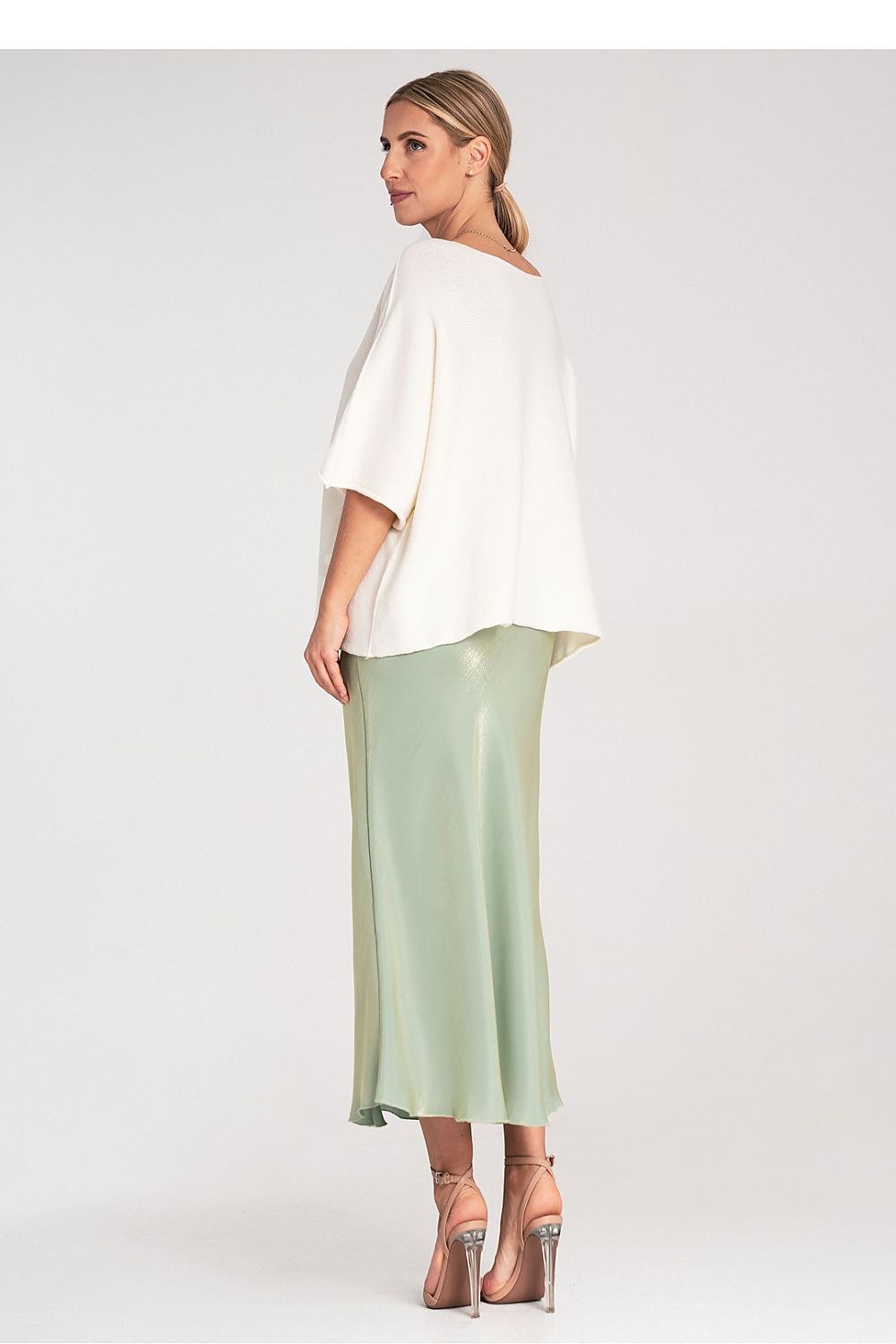 Anibe Lifestyle - Fladdermustopp med rund hals