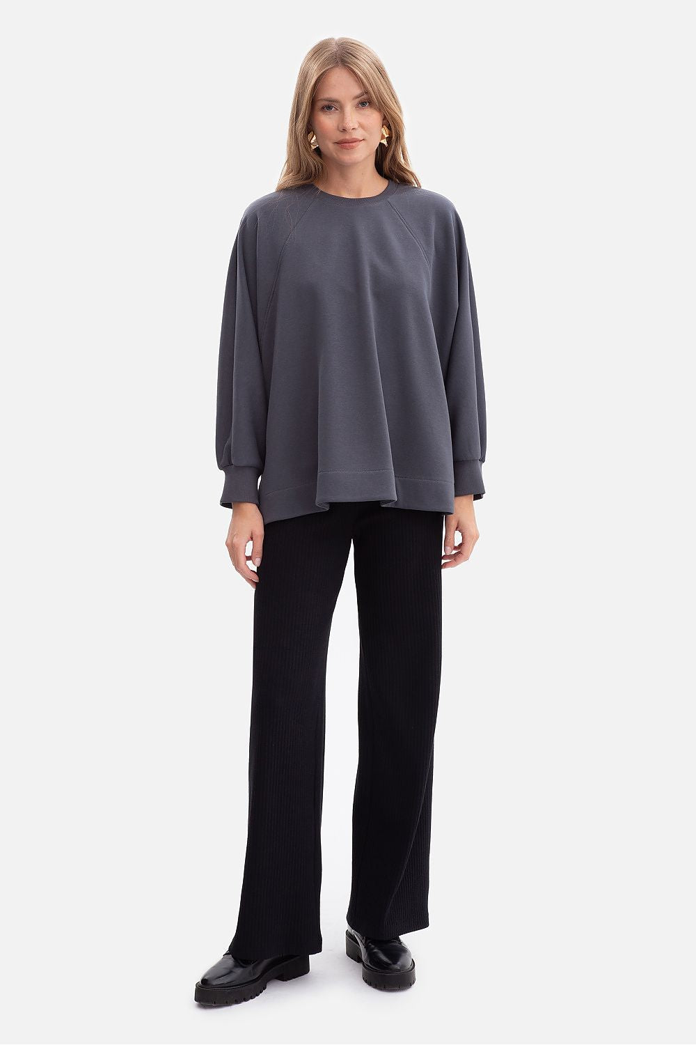 Anibe Lifestyle - Oversized sweatshirt med raglanärmar och sidoslitsar
