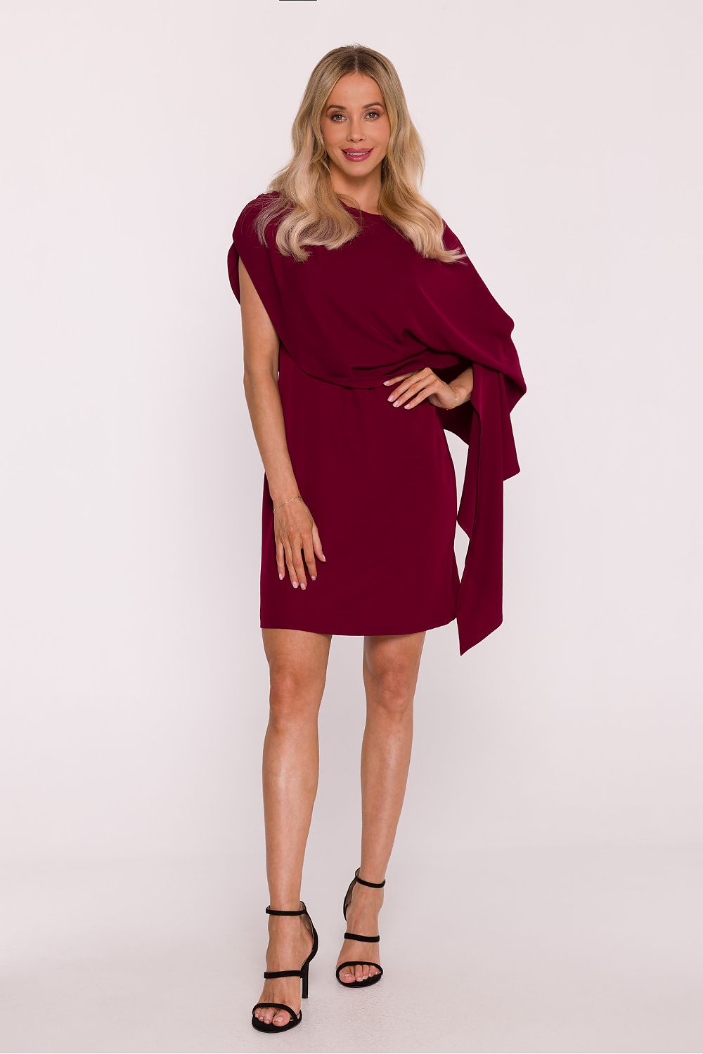 Anibe Lifestyle - Cocktailklänning med asymmetrisk cape