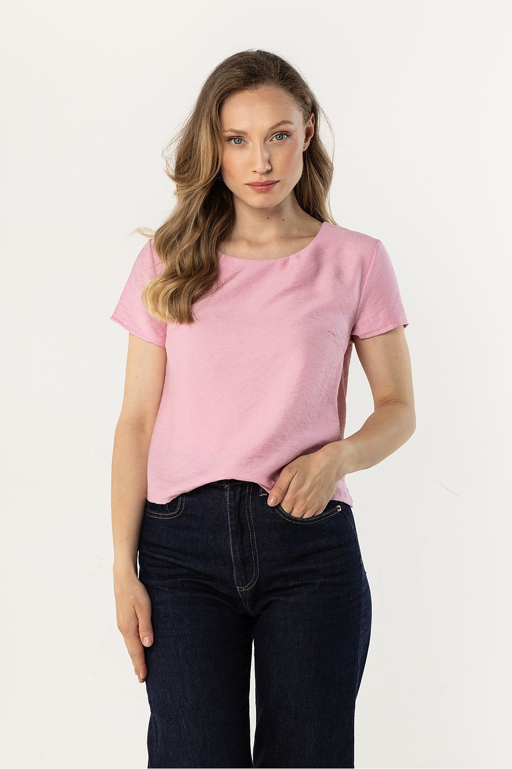 Anibe Lifestyle - Kortärmad topp med satinfinish