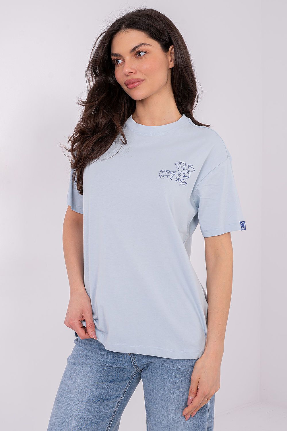 Anibe Lifestyle - Ledig t-shirt i bomull med broderi
