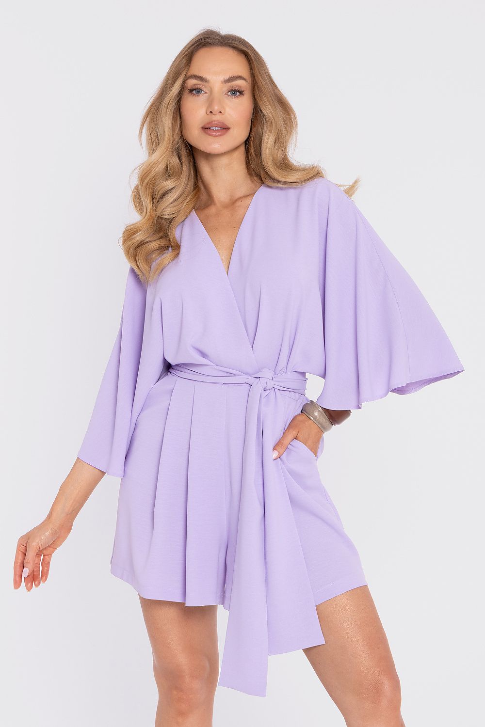Anibe Lifestyle - Byxdress i crepe med kimonoärmar och knytband i midjan