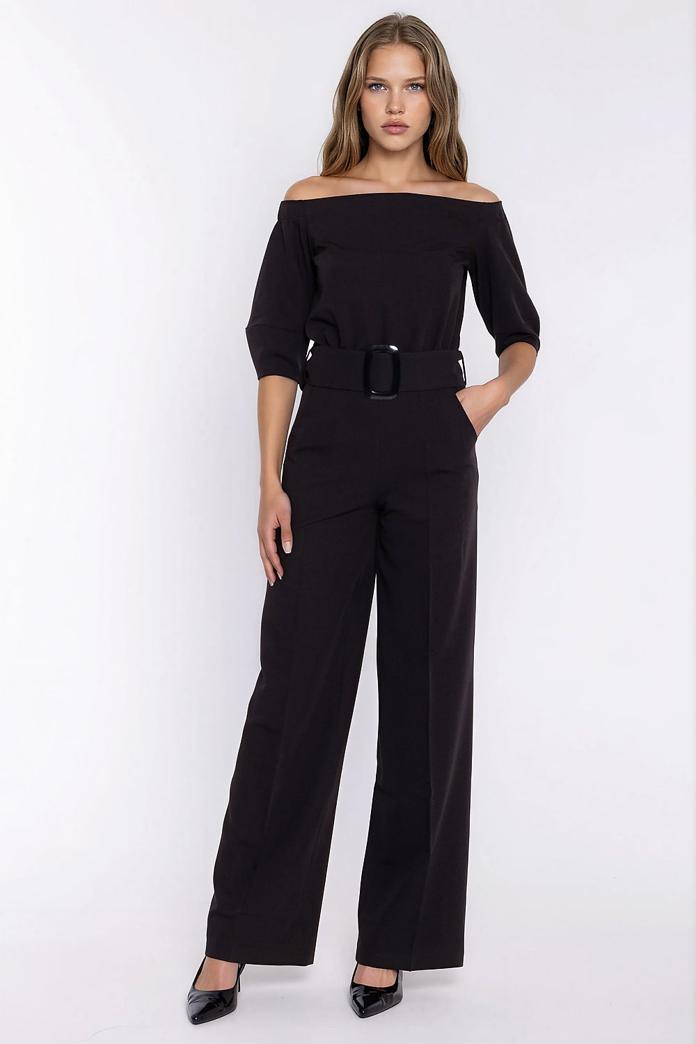 Anibe Lifestyle - Byxdress med cold-shoulder och brett bälte