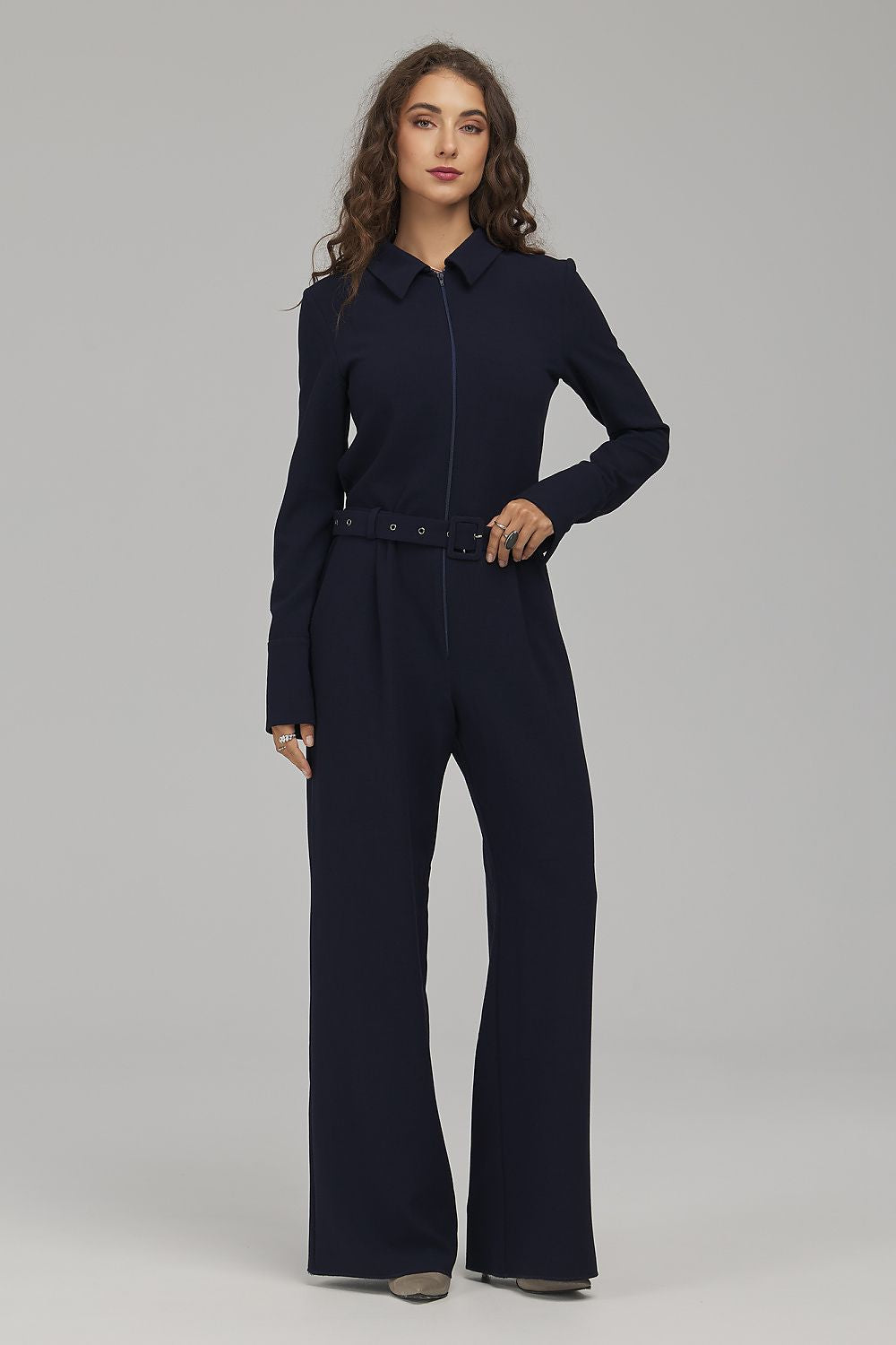 Anibe Lifestyle - Jumpsuit med krage och skärp