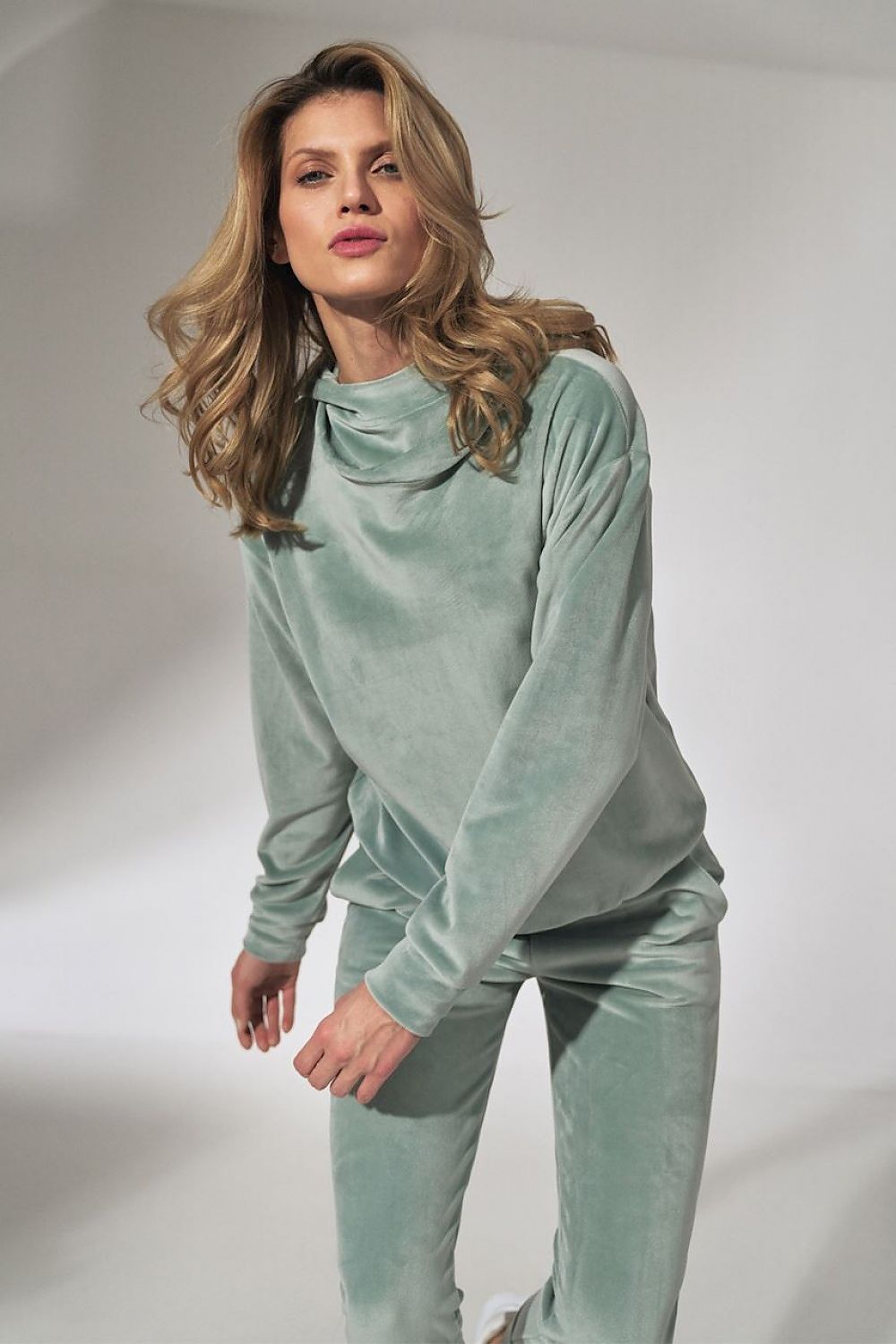 Anibe Lifestyle - Velour-hoodie med luva och mudd