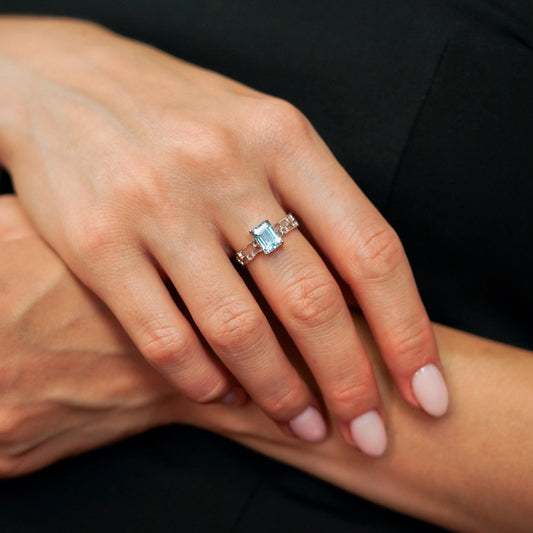 Ring Imperial - Sterling Silver Sky Blue Topaz Luxury Ring